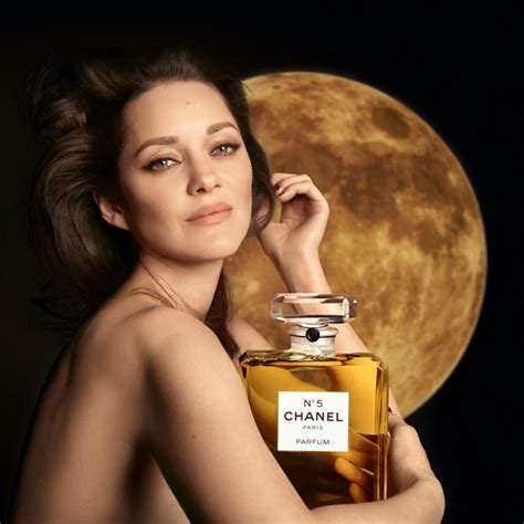 chanel no 5 moon advert|new Chanel no 5 commercial.